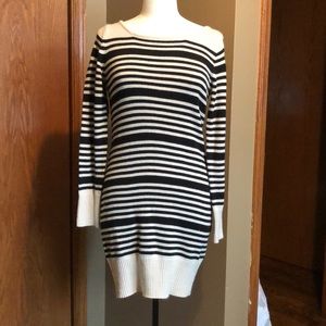 Fitted sweater dress